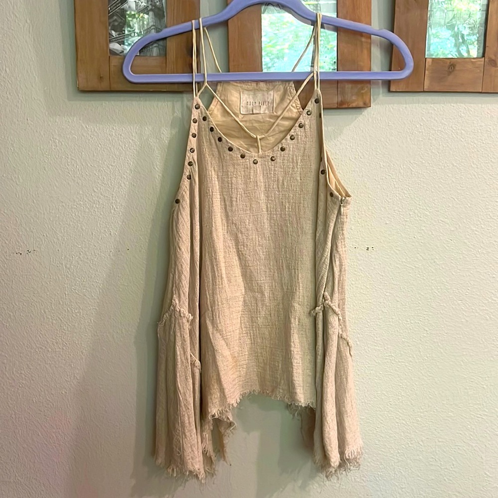 Raw hem little flowy tank